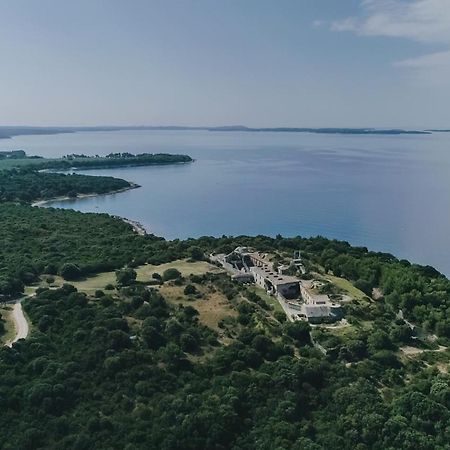 Apartments Sara Bale Εξωτερικό φωτογραφία