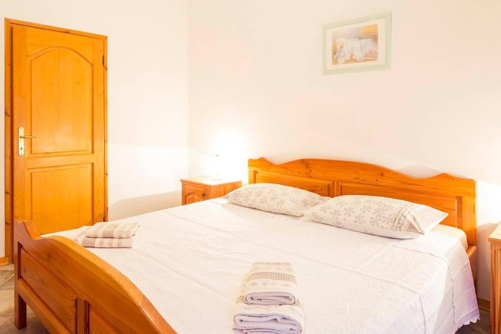 Apartments Sara Bale Εξωτερικό φωτογραφία